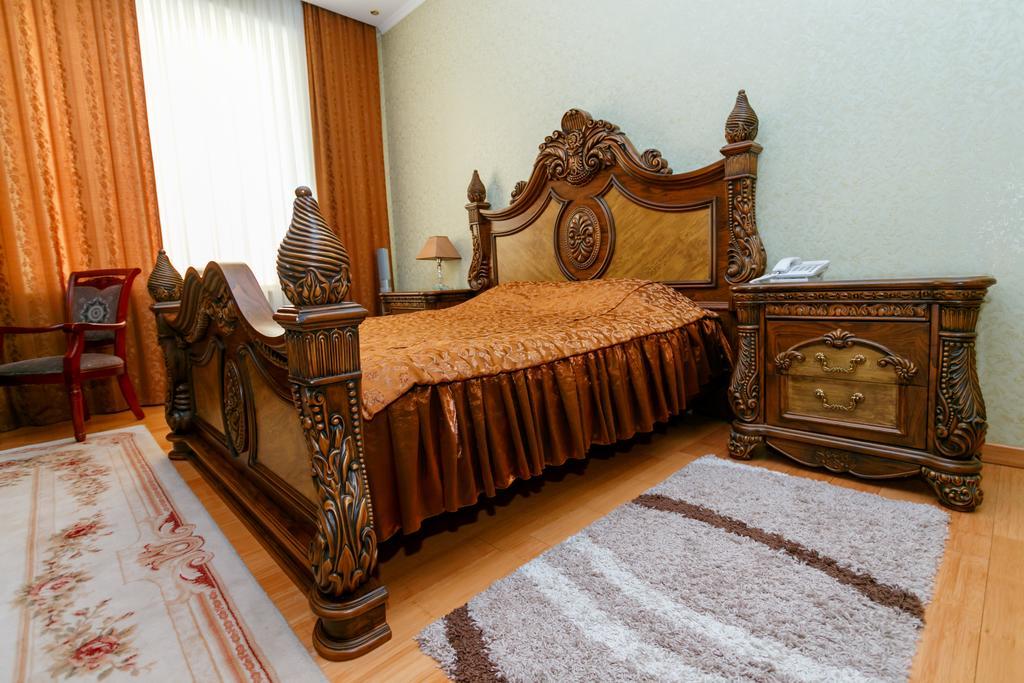 Respect Hotel Pavlodar Luaran gambar