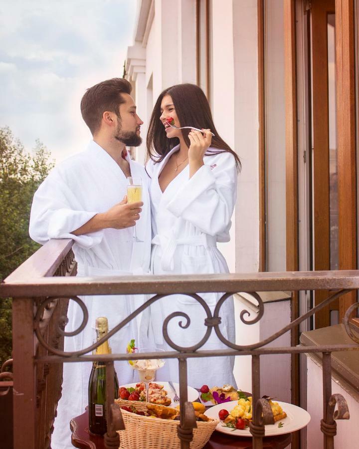 Respect Hotel Pavlodar Luaran gambar